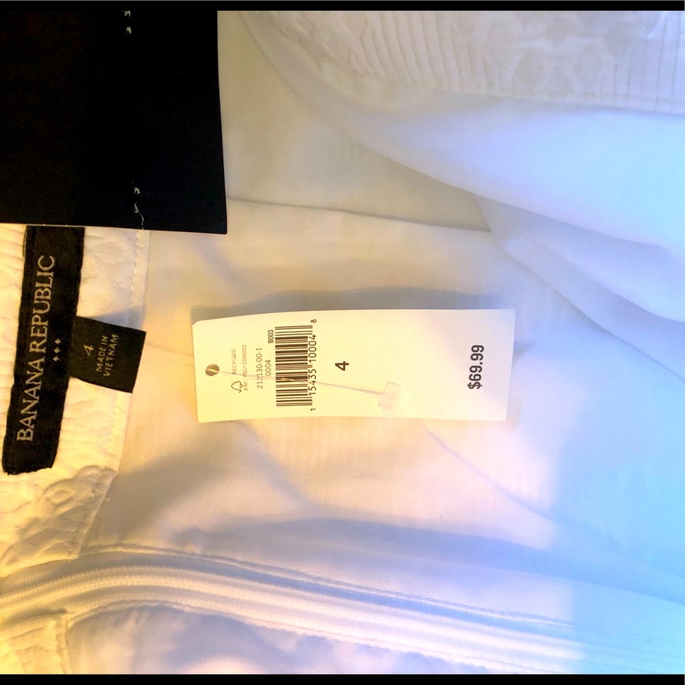 Banana Republic Skirt NWT - Picture 3 of 3
